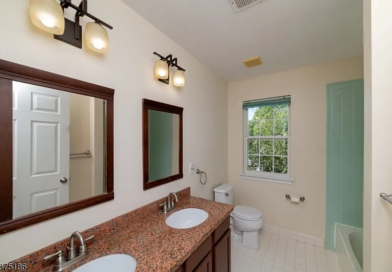 5 Hansom Rd — Photo 31