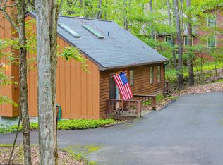 135 Pond Lily Ln, Terra Alta, WV