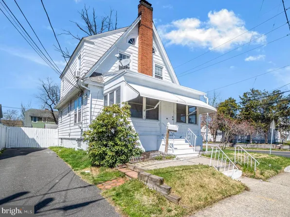 91 Irvington Pl, Hamilton, NJ 08610