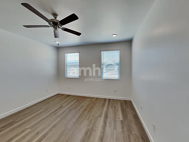 13098 N Mustang Crossing Rd — Photo 7