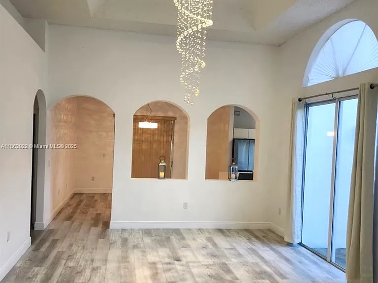 2240 SE 16th Ave — Photo 9