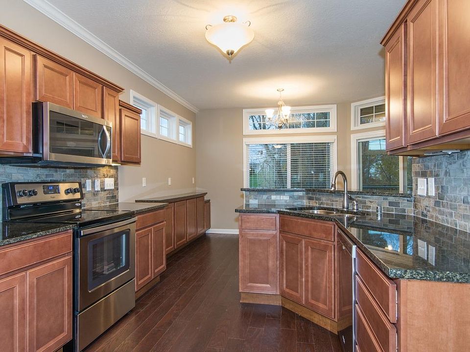 1st image of 3200 Fontaine Ct #62201