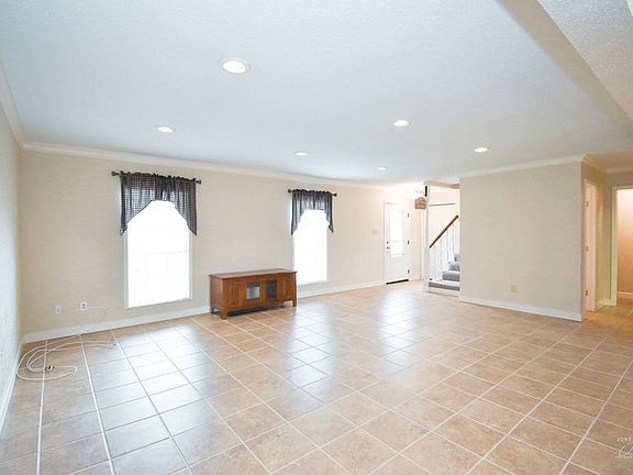 2nd image of 3168 Matterhorn Dr