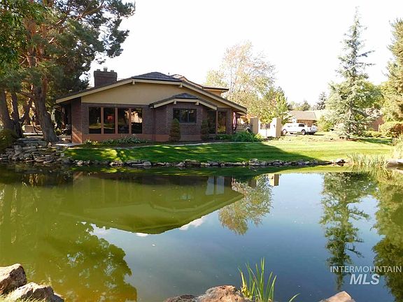 5th image of 4888 Rivervista Pl