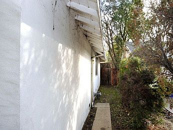 2nd image of 5540 Hillsdale Blvd
