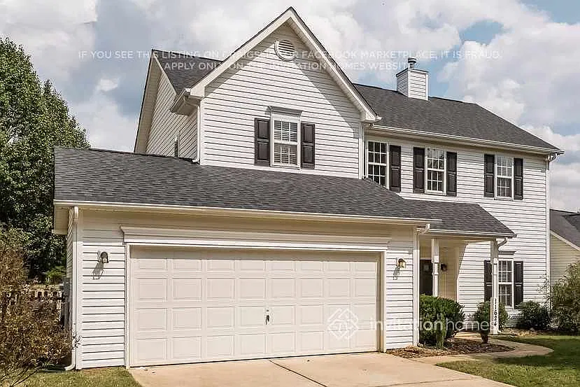 11624 Borchetta Dr Charlotte, NC 28277 — Photo 2