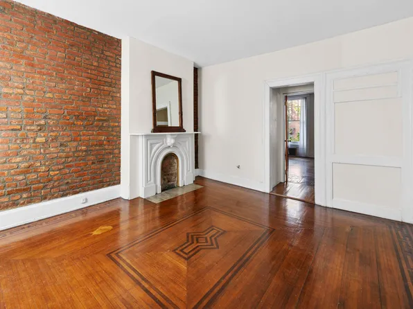 359 Carlton Avenue image 10 of 20