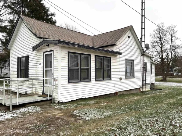 223 Mount Auburn St, Dunkirk, IN 47336