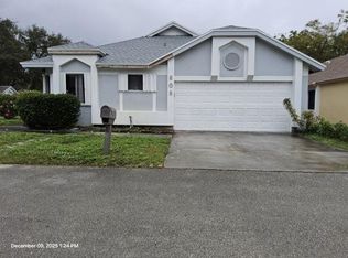 809 E Palm Run Dr, North Lauderdale, FL 33068