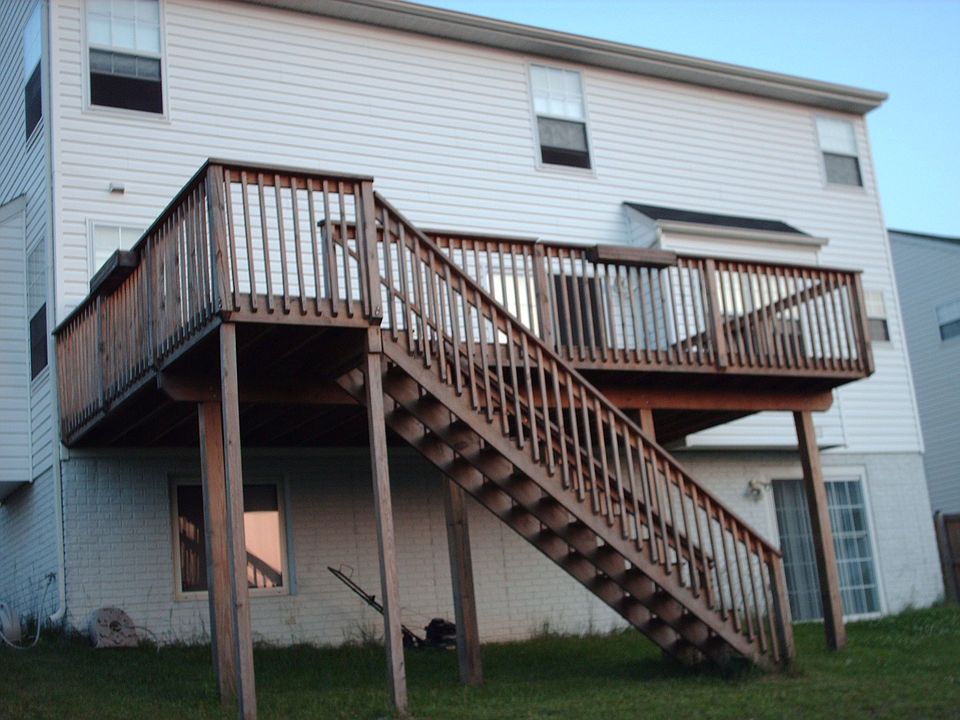 2nd image of 204 Ball Park Dr