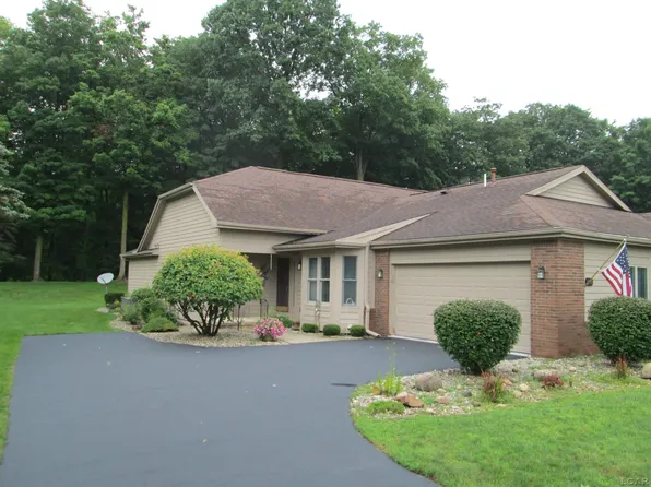 530 Richlyn Dr, Adrian, MI 49221