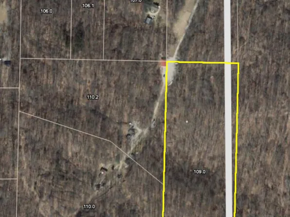 8955 Old Nashville Rd, Nashville, IN 47448