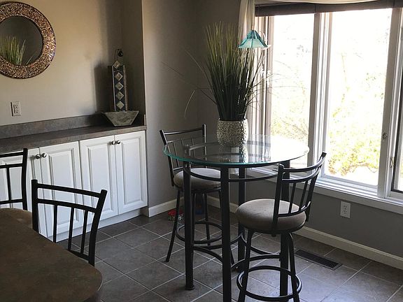 Kitchen nook