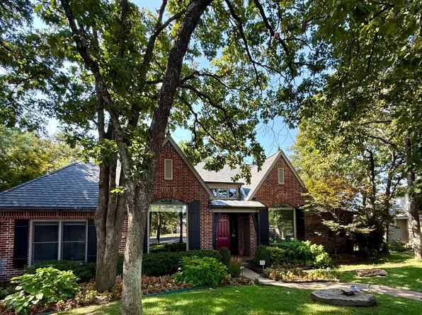 8308 S Allegheny Ave, Tulsa, OK 74137