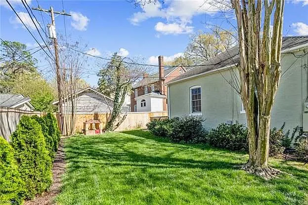 1808 Rolling Rd — Photo 4
