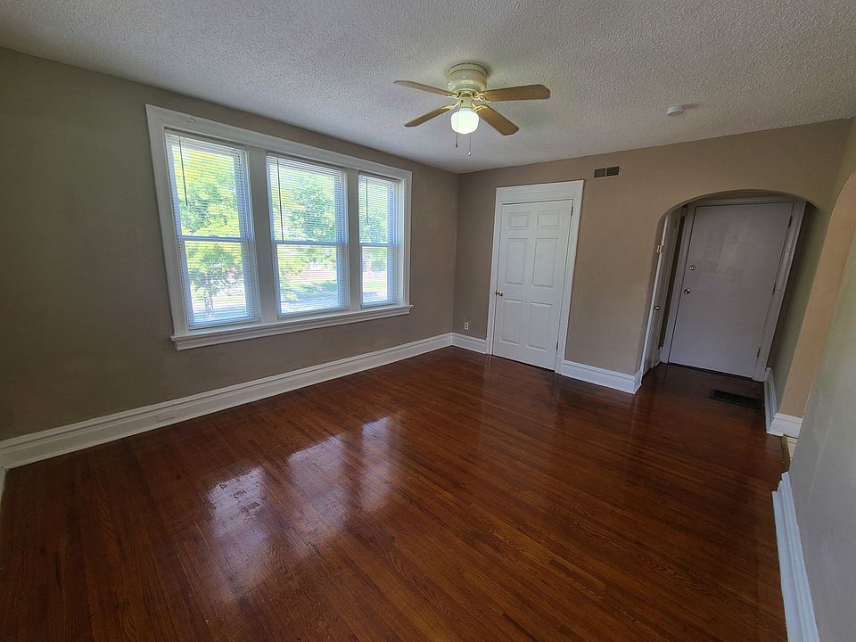 5454 Kingshighway Apartment Rentals Saint Louis, MO Zillow