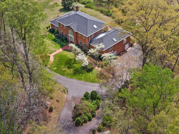 104 Blaisdell Ln, Fredericksburg, VA 22405