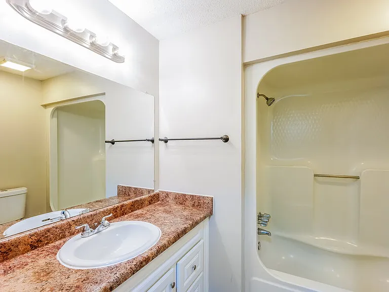 5839 Brenda Dr — Photo 16