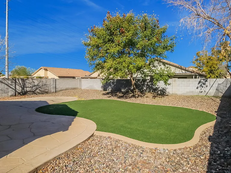 2024 E Appaloosa Rd — Photo 20