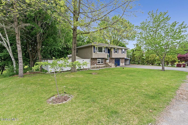 2nd image of 54 Kuhl Boulevard