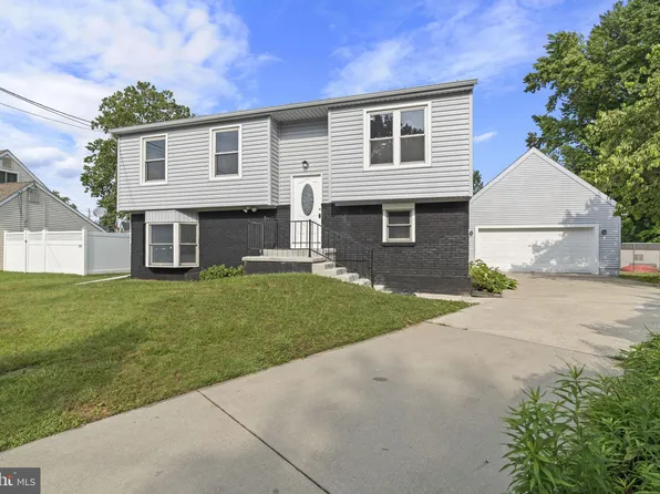 206 Weston Ave, Gloucester City, NJ 08030