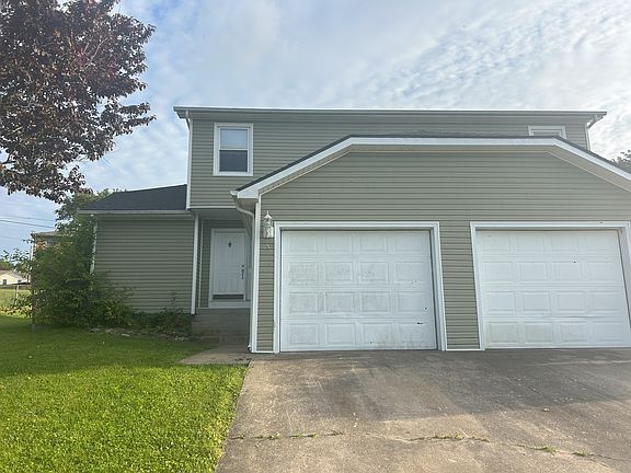 4th image of 216A Tulip Dr #A