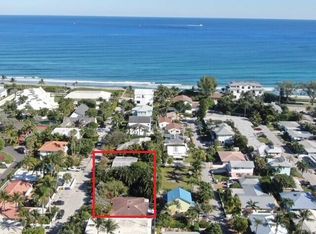 16 Tropical Dr, Boynton Beach, FL 33435