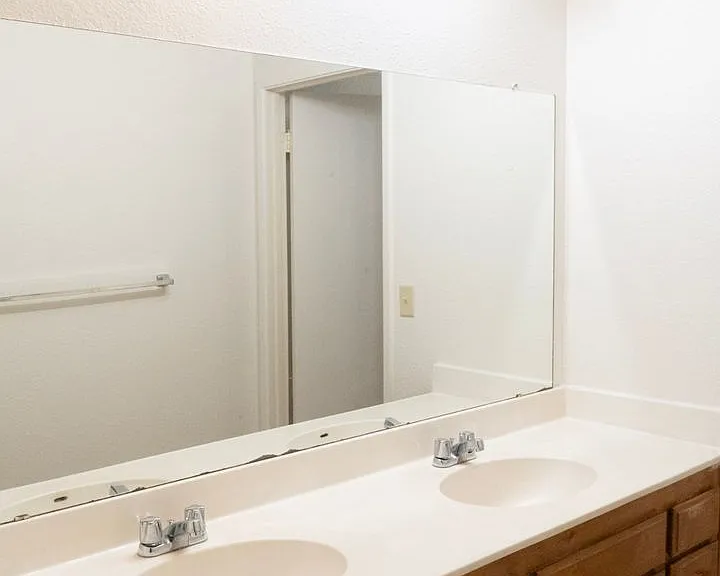 7010 N Thorne Ave — Photo 16