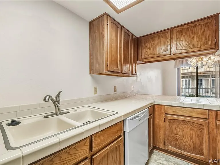 454 Riverfront Dr #105-1 — Photo 9
