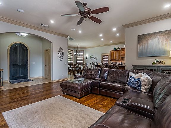 5th image of 6009 Landon Dr