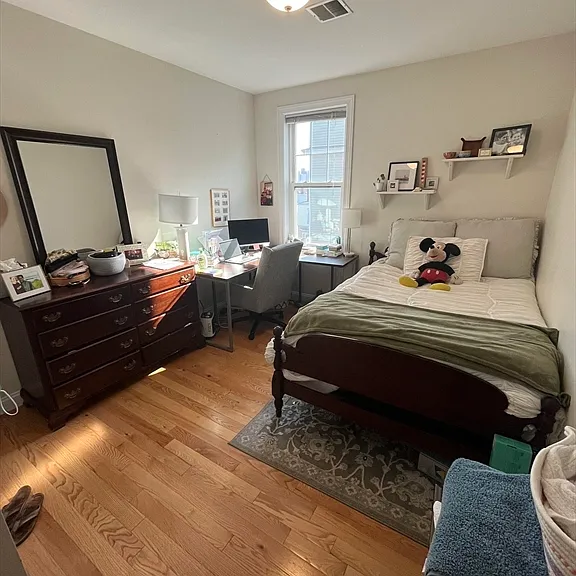 261 Lexington St #3 — Photo 5