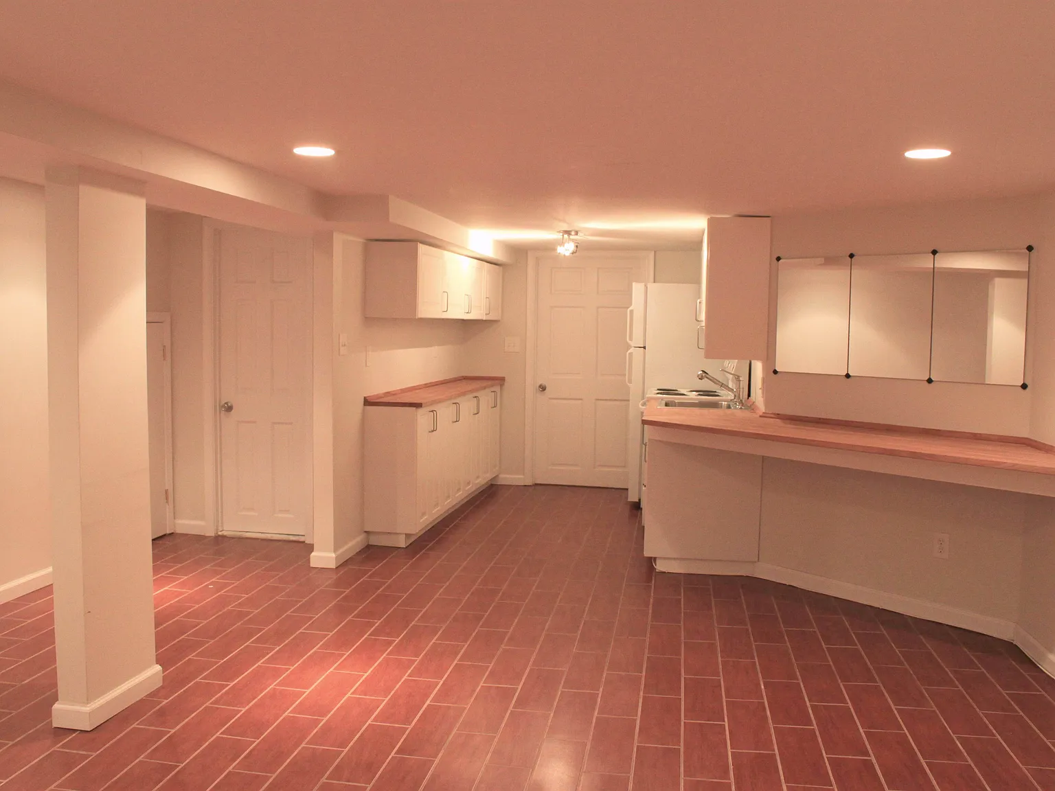 1 bed, 450 sqft, $1,750 — Photo 3