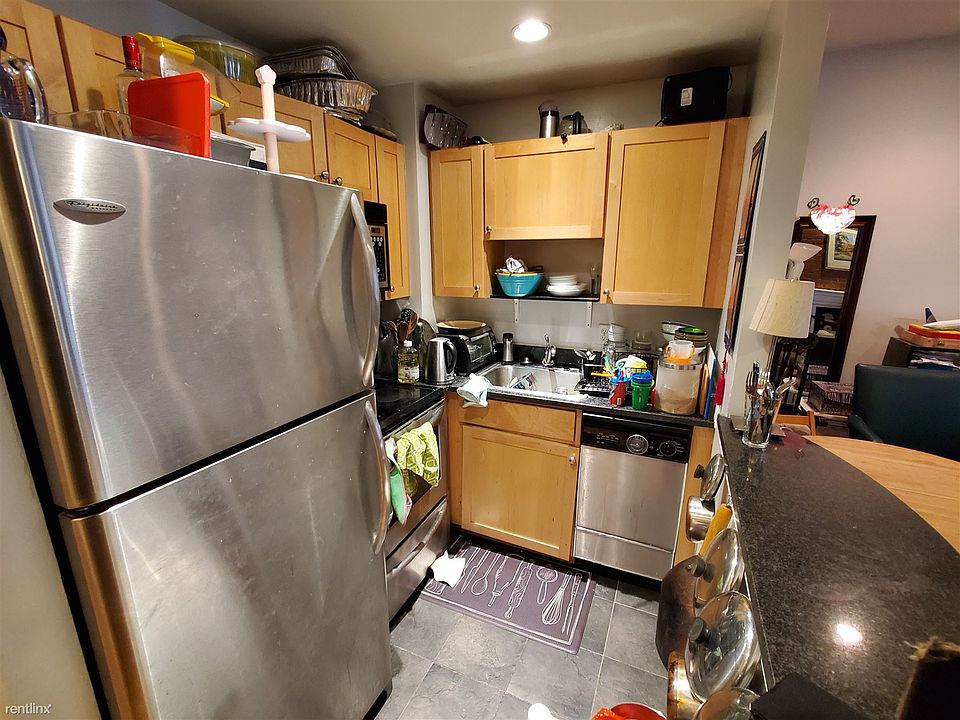 2nd image of 12 Blackwood St APT 120B