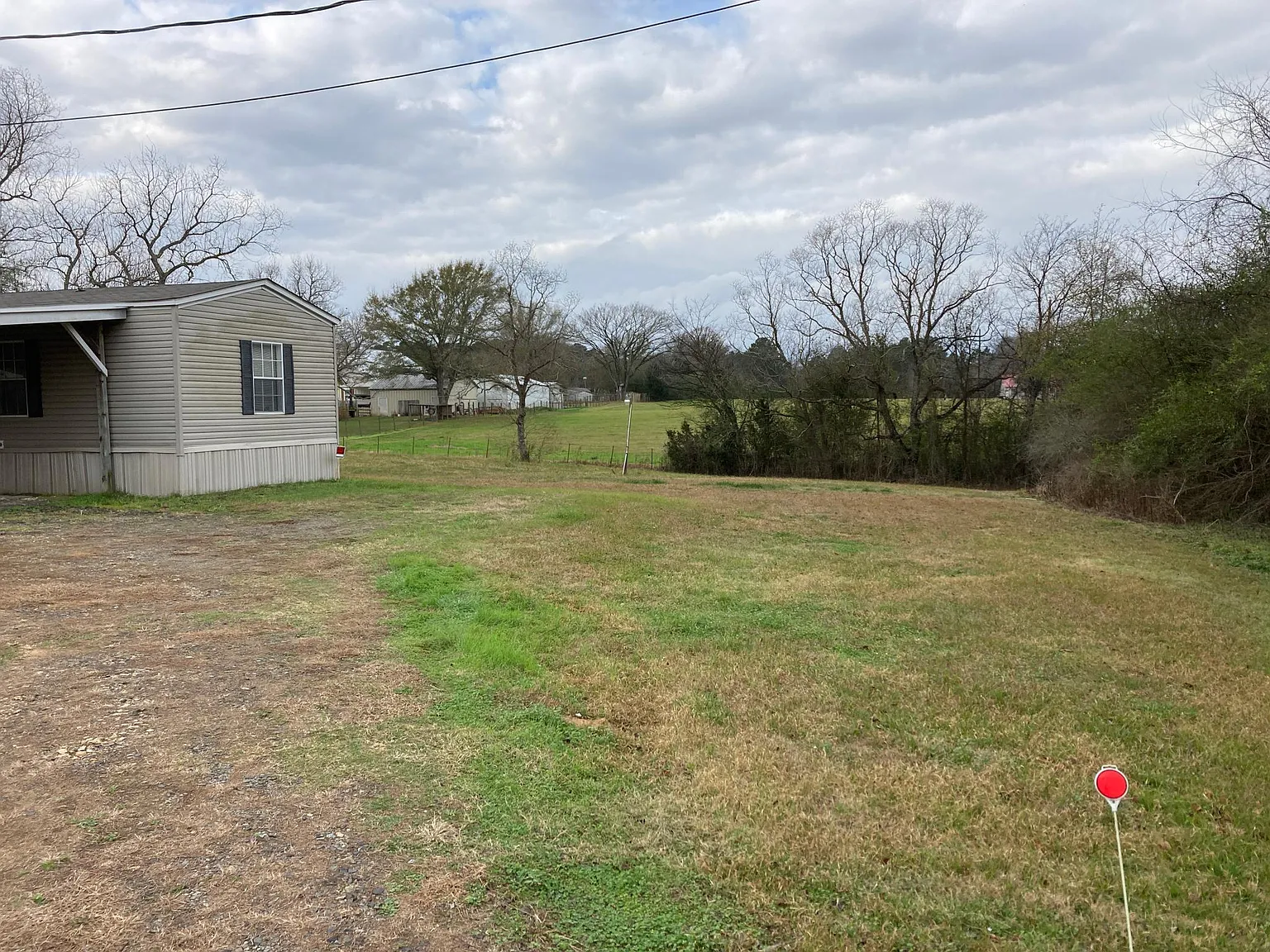 3 bed, 1165 sqft, $1,395 — Photo 3