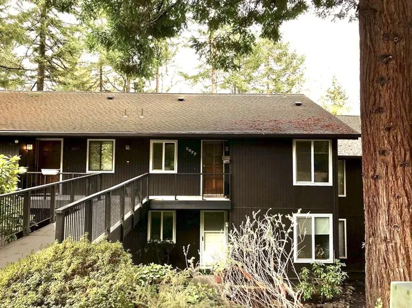 2677 Woodstone Pl, Eugene, OR 97405