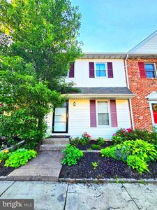 4 Washington Sq, Doylestown, PA, 18901
