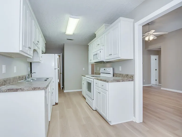 539 Stirling Bridge Rd — Photo 15