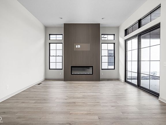 3rd image of 17333 Ackerson Blvd