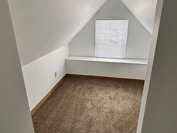 5th image of 2615 S Center St #2-B2-028