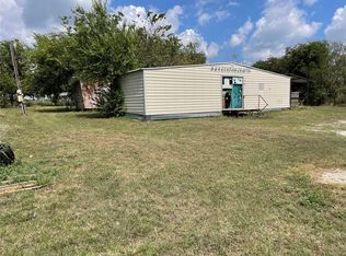 590 W Sheridan St, Dublin, TX 76446