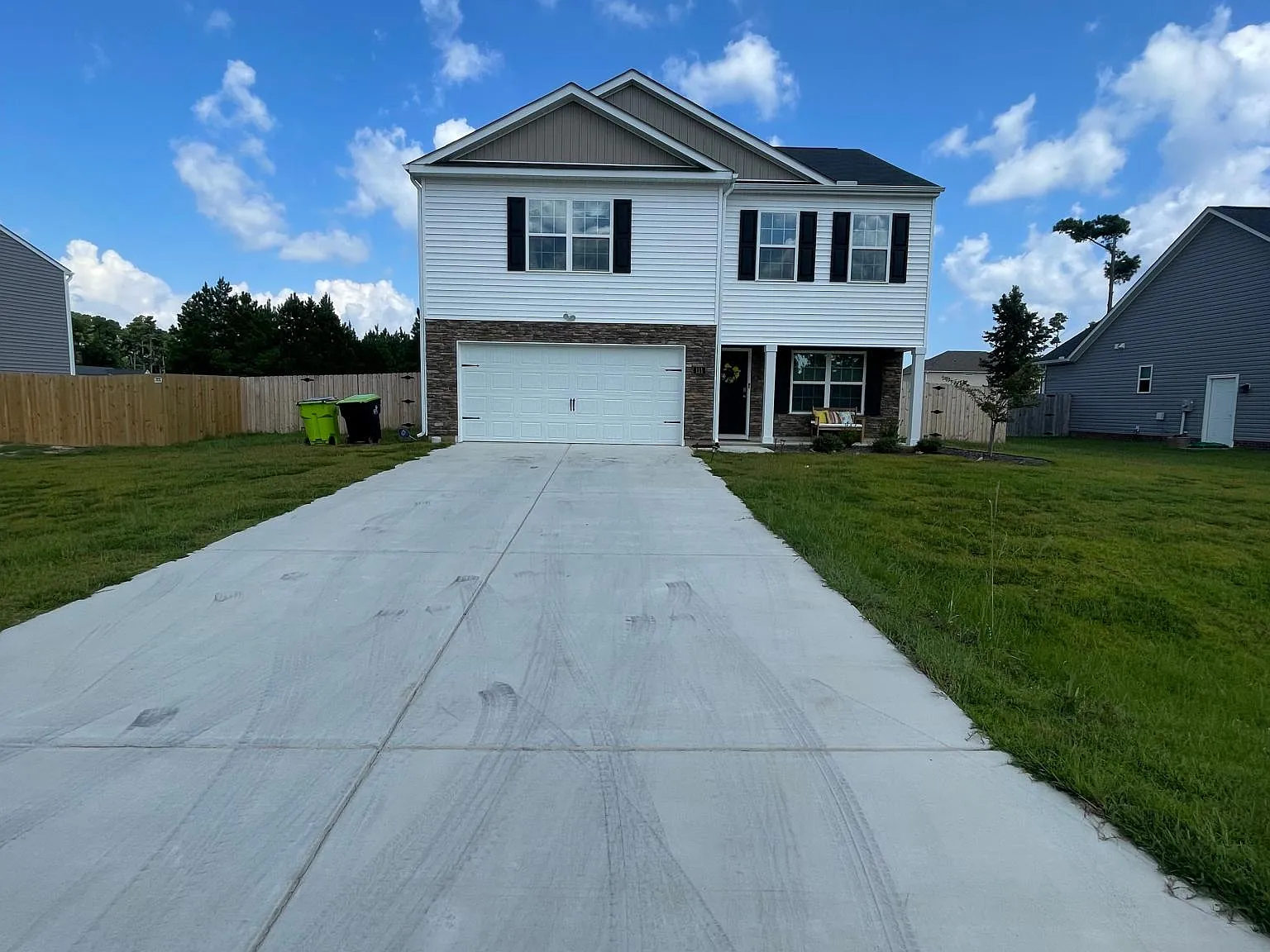 3 bed, 2175 sqft, $2,495 — Photo 3