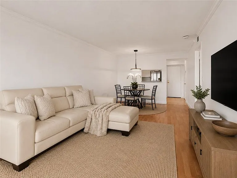 2870 Pharr Court South NW #NW-2602-2602 — Photo 10