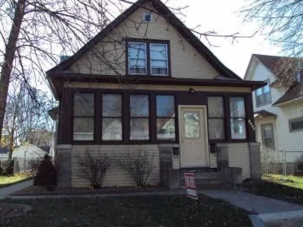 1358 Edmund Ave, Saint Paul, MN 55104