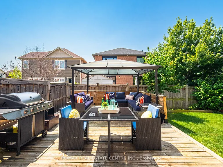 996 Savoline Blvd — Photo 39