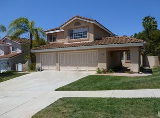 493 Innwood Rd, Simi Valley, CA 93065