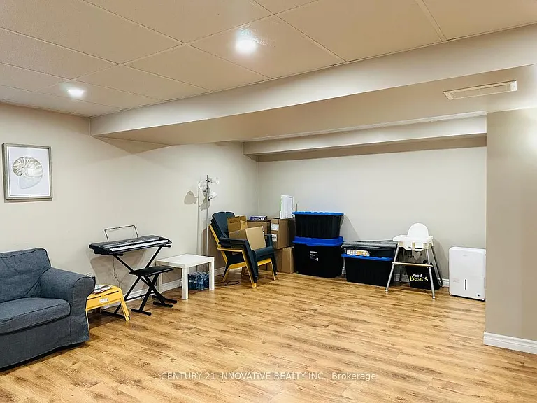 25 B Griffiths Dr #B — Photo 12