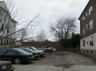 28 Linton St, Providence, RI 02908