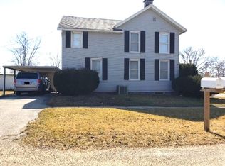 8583 Foster St, Shirley, IL 61772