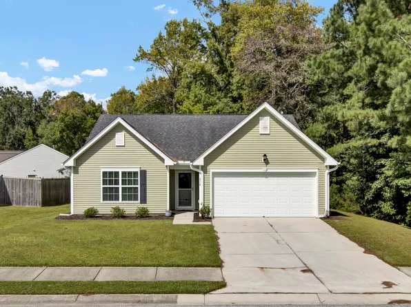 214 Urbano Ln, Goose Creek, SC 29445
