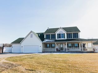 18740 Enfield Ave N, Forest Lake, MN 55025